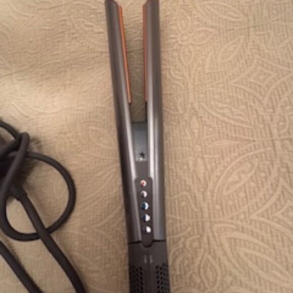 Dyson Airstrait - Picture 7 of 7